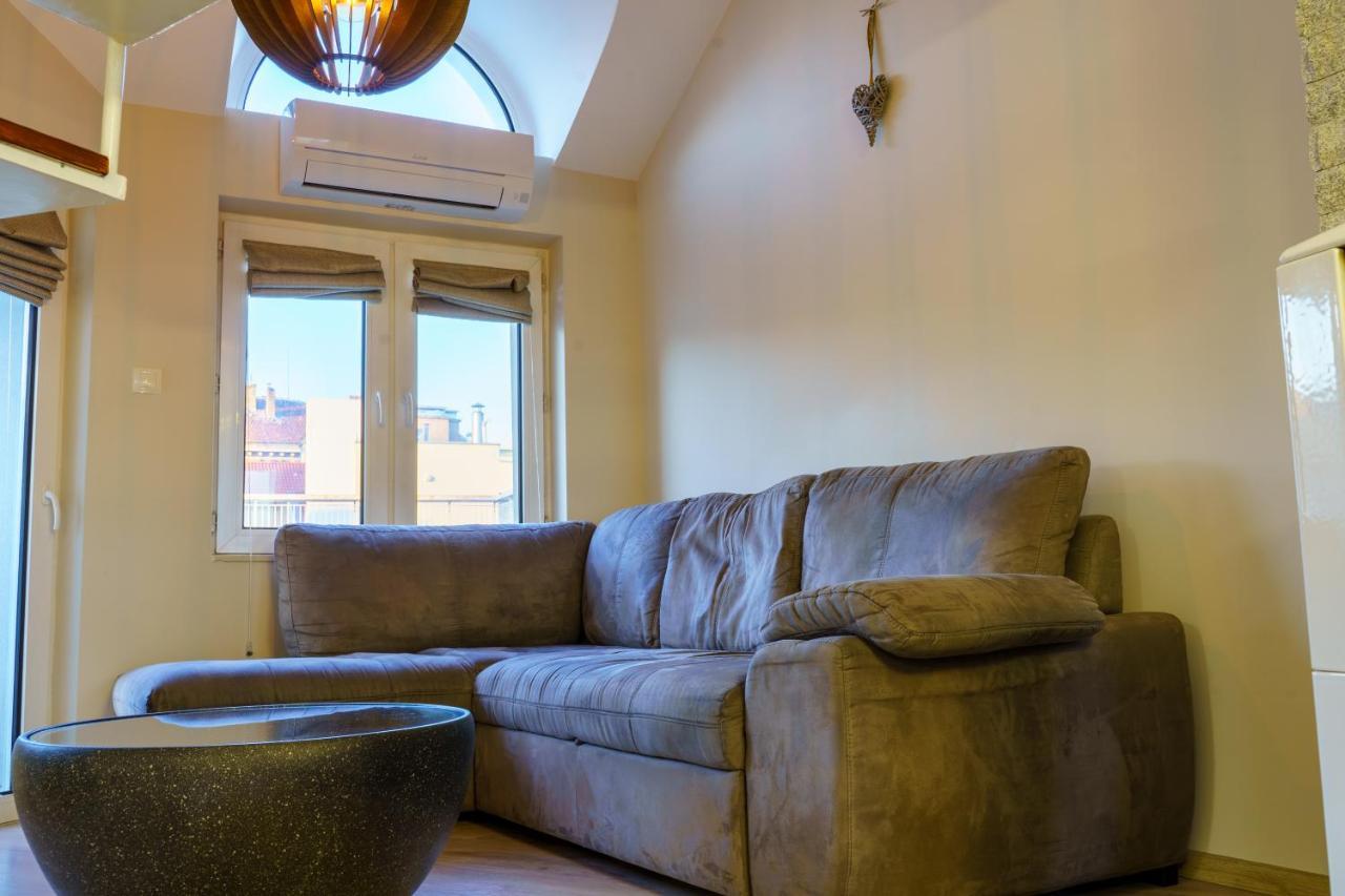 Centrally Located Apartment In Warna Exterior foto